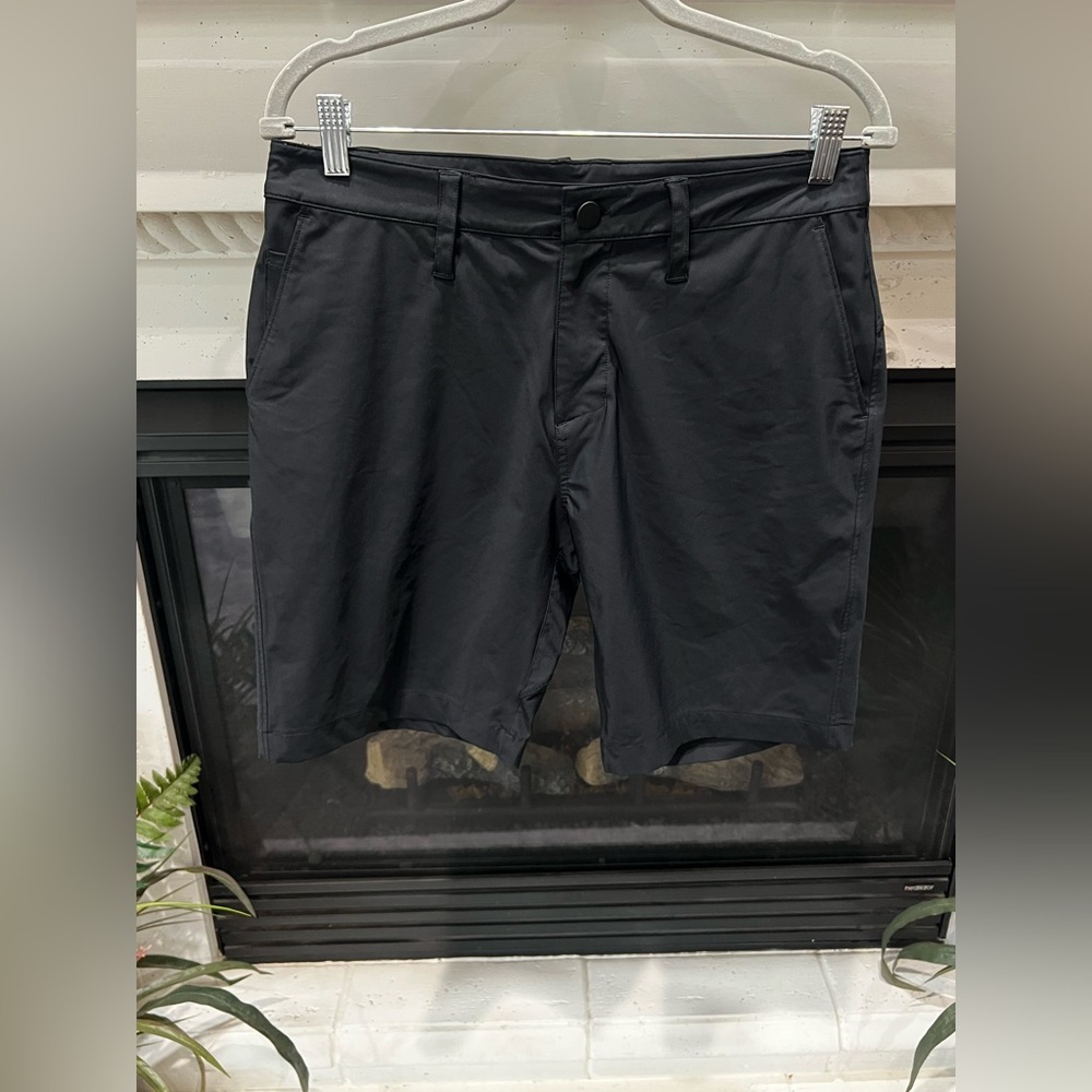 Zella Men's Black Performance Flat-Front Shorts